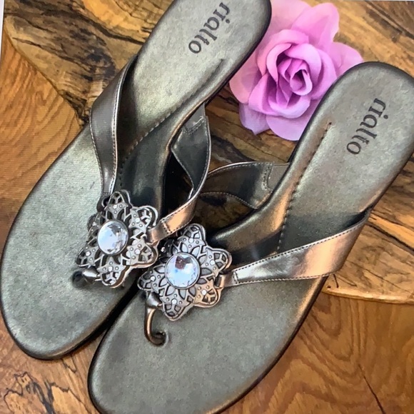 Bling Kitty Heels - Picture 5 of 6